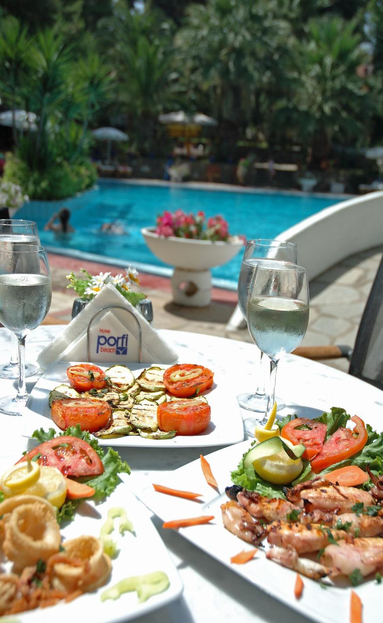 Porfi Beach Hotel Nikiti  Exterior photo